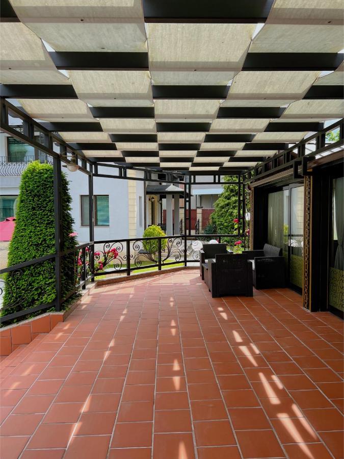 Family Hotel Paradise Άγιος Κωνσταντίνος και Ελένη Εξωτερικό φωτογραφία