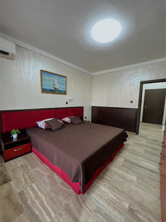 Family Hotel Paradise Άγιος Κωνσταντίνος και Ελένη Εξωτερικό φωτογραφία