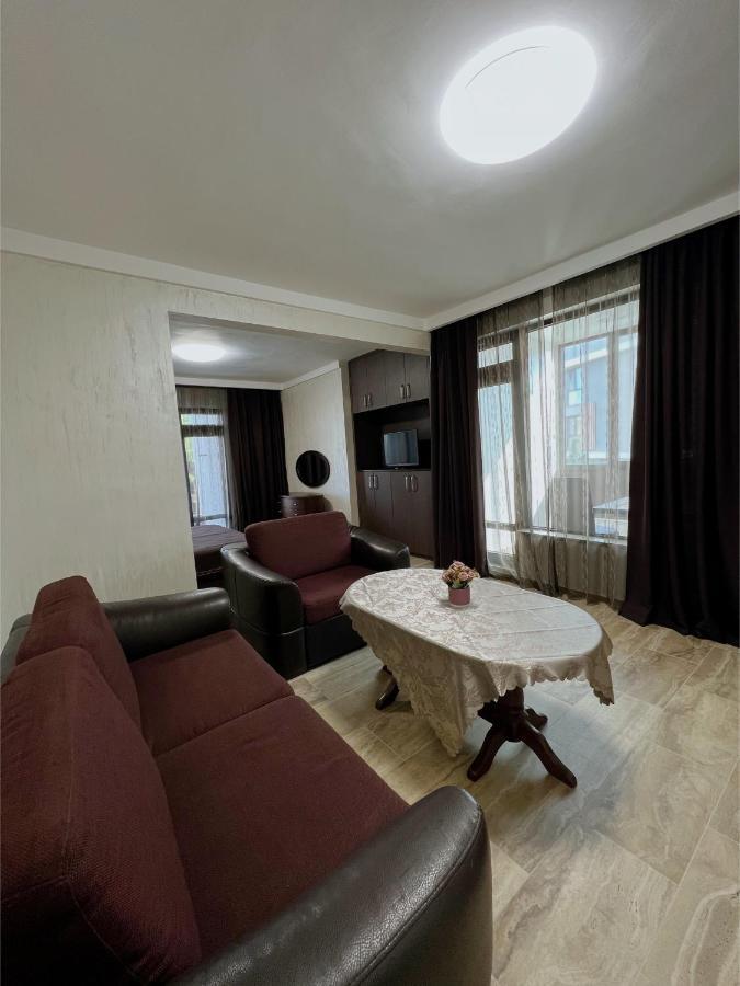 Family Hotel Paradise Άγιος Κωνσταντίνος και Ελένη Εξωτερικό φωτογραφία